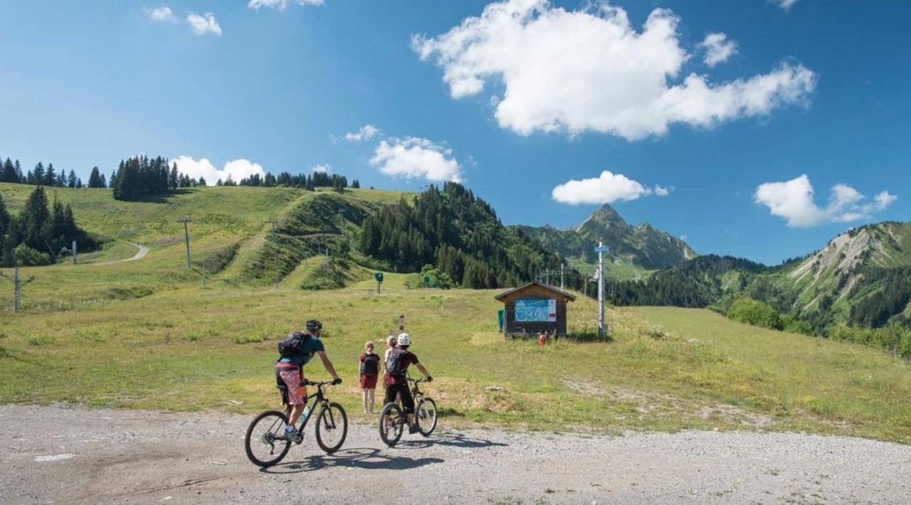 Au Pied Des Pistes B48, Chaleureux Studio 4 Pers, Balcon Plein Sud, Draps Non Compris Saint-Jean-dʼAulps Екстериор снимка